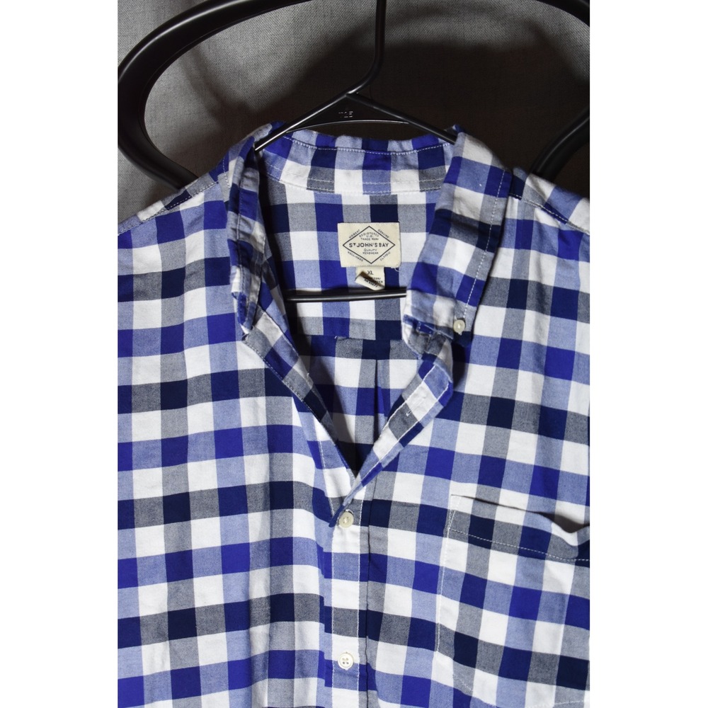 St Johns Bay Mens XL Blue Navy White Plaid Long Sleeve Button Down Shirt